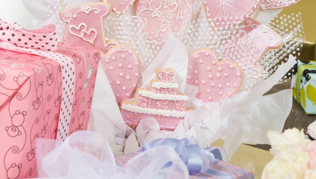 10 Bridal Shower Gift Ideas for Your Bestie