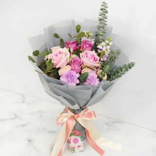 Mixed Roses with Eustoma Flowers Bouquet For Mother's Day