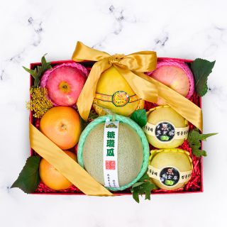 Sweetness Fruit Gift Box