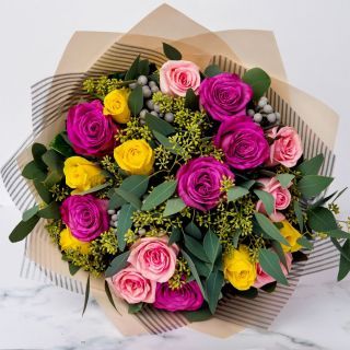 Mixed flower bouquet with free delivery Hong Kong